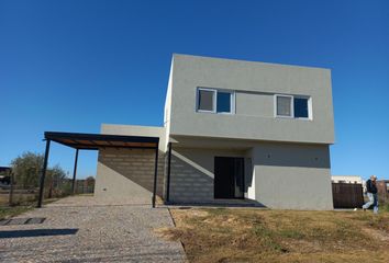 Casa en  El Cantón Puerto, Partido De Escobar