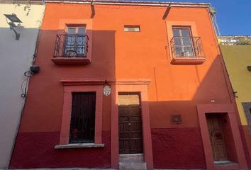 Casa en  Casa Nómada - Galeria De Fotografía, Calle Díez De Sollano Y Dávalos 32, Zona Centro, San Miguel De Allende, Guanajuato, 37700, Mex