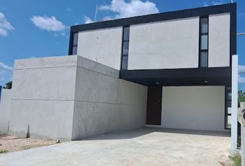 Casa en condominio en  Carretera Conkal - Chicxulub Puerto, Conkal, Yucatán, 97347, Mex