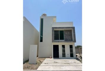 Casa en  Jardines De Champayan 1, Tampico