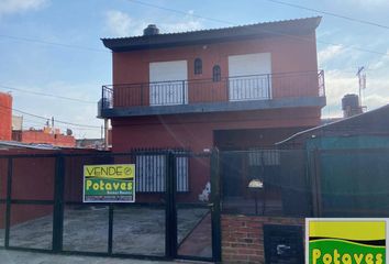 Casa en  Calle El Jazmin 7001-7099, González Catán, La Matanza, B1759, Provincia De Buenos Aires, Arg