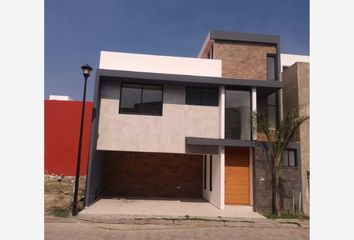 Casa en fraccionamiento en  Calle 22 Poniente 105, De Santiago Mixquitla, Cholula De Rivadavia, San Pedro Cholula, Puebla, 72760, Mex