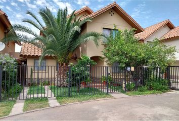 Casa en  Peñalolén, Provincia De Santiago