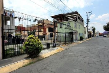 Casa en  Calle Hacienda La Ronda, Hacienda Del Valle Ii, Sauces, Toluca, México, 50210, Mex