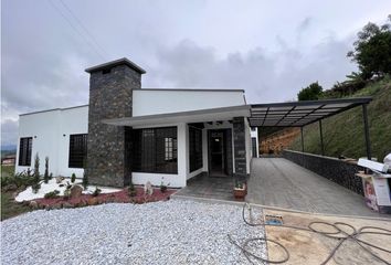 Casa en  Marinilla, Antioquia