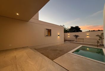 Casa en  Calle 22, Cholul, Mérida, Yucatán, 97305, Mex