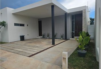 Casa en  Pueblo Conkal, Conkal