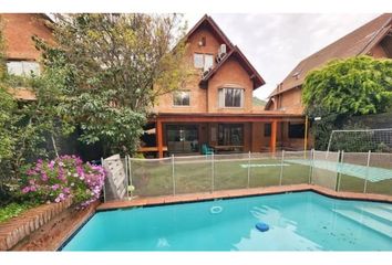 Casa en  Lo Barnechea, Provincia De Santiago