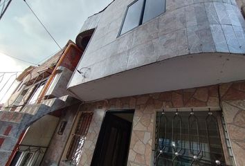 Casa en  Buenos Aires, Medellín