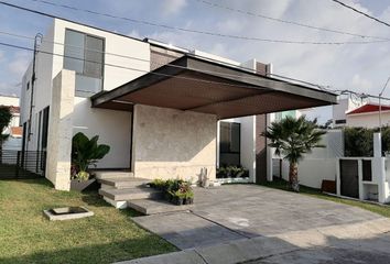 Casa en  Atlahuacan, Lomas De Cocoyoc, Morelos