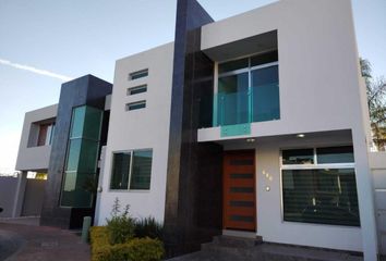 Condominio horizontal en  Calle Piamonte, Residencial Piamonte, Villas De Irapuato, Irapuato, Guanajuato, 36833, Mex