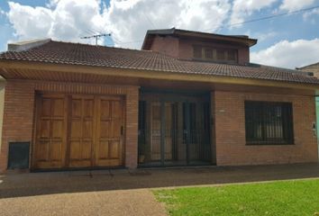 Casa en  Monte Grande, Esteban Echeverría