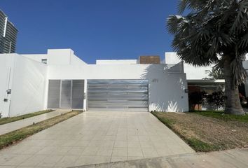 Casa en  Calle 7 594-594, San Carlos, Mérida, Yucatán, 97130, Mex