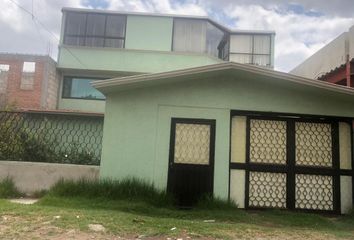 Casa en  Calle Temascaltepec 102-102, San Cristóbal Tecolit, Zinacantepec, México, 51357, Mex