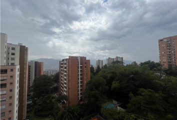 Apartamento en  El Tesoro, Medellín