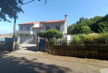 Chalet en  A Cabral-igrexa, Pontevedra Provincia