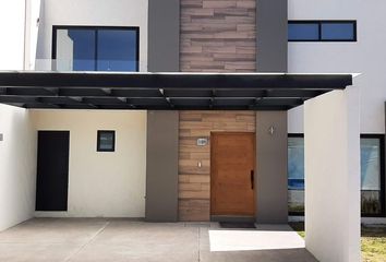 Casa en  Llano Grande, Metepec