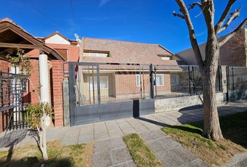 Casa en  Provincias Unidas, Neuquén