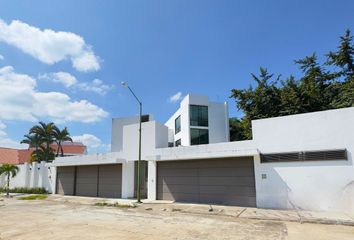 Casa en  Avenida Esmeralda, Lomas Del Arenal Campestre, Tuxtla Gutiérrez, Chiapas, 29057, Mex