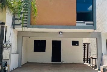 Casa en  Acanto Residencial, Apodaca