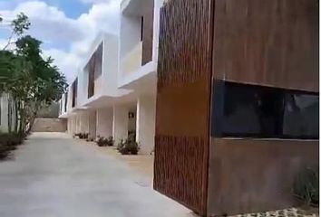 Casa en  Núcleo Sodzil, Mérida, Yucatán