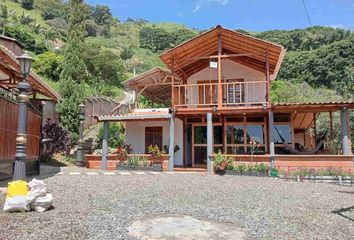 Casa en  Girardota, Antioquia