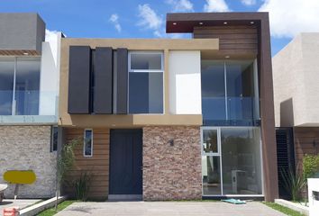 Casa en  Rincón De La Montaña, Morelia, Michoacán