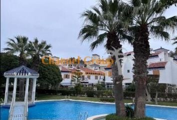 Chalet en  Distrito 3 - Playas - La Mata, Torrevieja