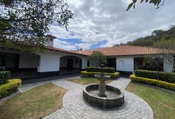 Casa en  Tumbaco, Quito