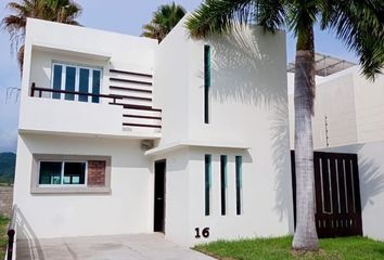 Casa en  Paseo De Las Gaviotas 430-430, Soleares, Manzanillo, Colima, 28219, Mex