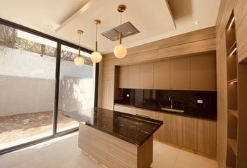 Casa en  Calle El Barro, Fraccionamiento Residencial Los Olivos, Monterrey, Nuevo León, 64997, Mex