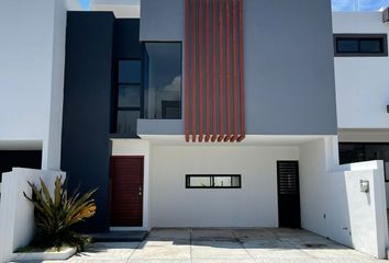 Casa en  Boulevard Lomas De La Rioja, Los Médanos De Buena Vista, Alvarado, Veracruz De Ignacio De La Llave, 95263, Mex