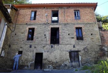 Chalet en  El Entrego, Asturias