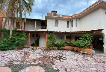 Local comercial en  Paseo De Los Hujes, 16 De Mayo, Zihuatanejo, Zihuatanejo De Azueta, Guerrero, 40893, Mex