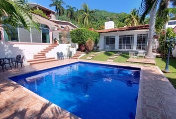 Casa en  Calle Colina De Las Palomas 341, Ixtapa Zihuatanejo, Zihuatanejo De Azueta, Guerrero, 40883, Mex