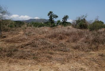 Lote de Terreno en  Carretera Zihuatanejo - La Mira, Zihuatanejo De Azueta, Guerrero, Mex