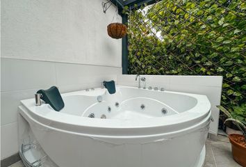 Casa en Poblado, Medellín
