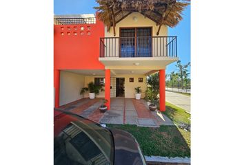 Casa en  Pueblo La Zanja O La Poza, Acapulco De Juárez