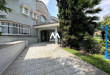 Casa en condominio en  Calle Nápoles, Valle Real, Zapopan, Jalisco, 45019, Mex