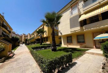 Apartamento en  Distrito 2 - Urbanizaciones - Los Naúfragos, Torrevieja