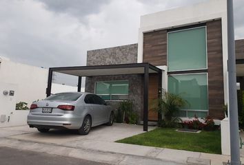 Casa en  Cañadas Del Lago, Corregidora, Querétaro