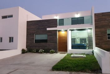 Casa en  Cañadas Del Lago, Corregidora, Querétaro