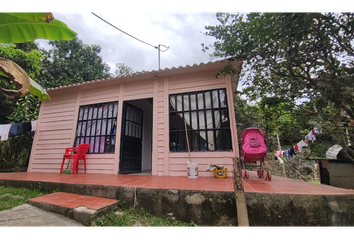 Villa-Quinta en  Anatolí, La Mesa