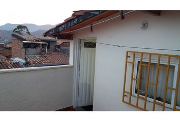 Casa en  Conquistadores, Medellín