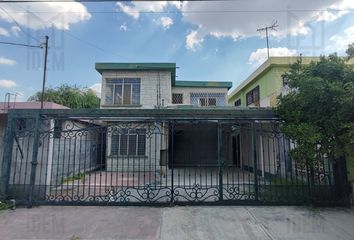 Casa en  Calle 25 De Diciembre 287-363, El Roble Primer Sector, San Nicolás De Los Garza, Nuevo León, 66450, Mex