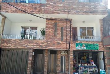 Casa en  Comuna 7, Robledo, Medellín