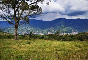 Lote de Terreno en  Copacabana, Antioquia