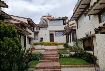 Casa en  Bella Suiza, Bogotá