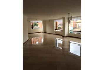 Apartamento en  Santa Barbara Norte, Bogotá