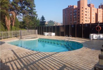 Apartamento en  Loma De Los Bernal, Medellín